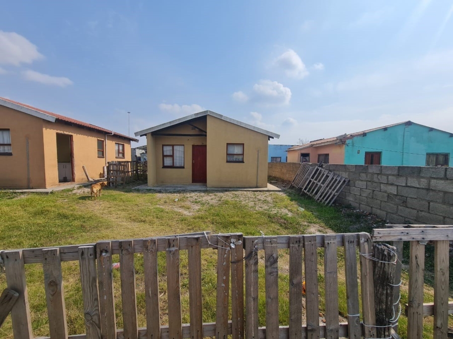 2 Bedroom Property for Sale in New Brighton Eastern Cape